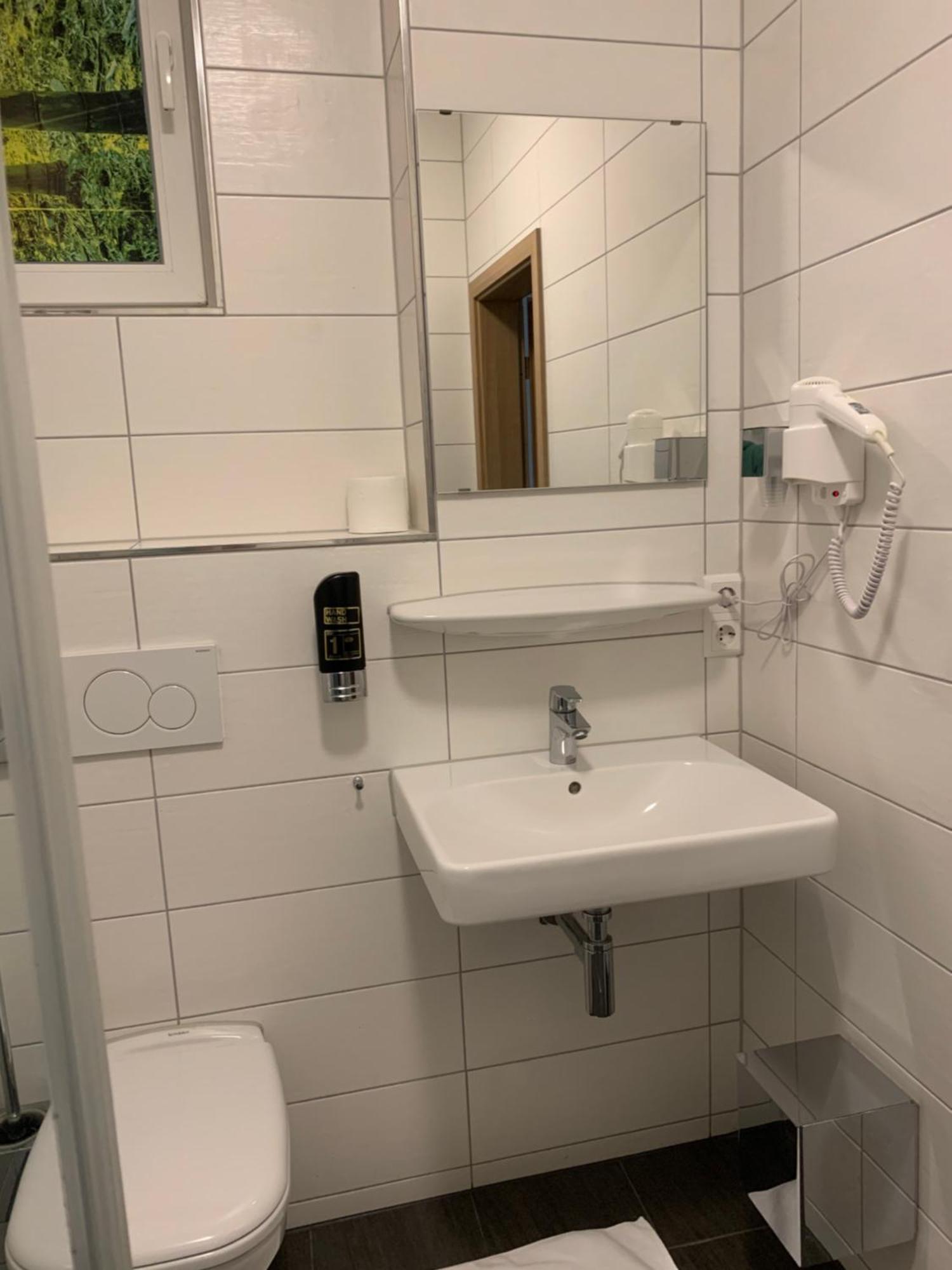 Hotel Pizzeria Da Beni Kochersteinsfeld Экстерьер фото