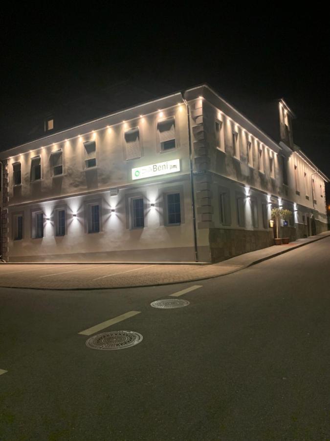 Hotel Pizzeria Da Beni Kochersteinsfeld Экстерьер фото